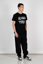 Carica l&#39;immagine nel visualizzatore di Gallery, T-SHIRT NERA ALWAYS TIRED (REGULAR)
