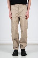 Carica l&#39;immagine nel visualizzatore di Gallery, PANTALONI CARGO BEIGE UNISEX
